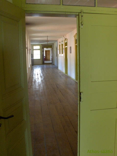 Konstamonitoksen ovi