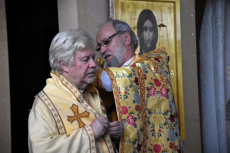 metropoliitta Ambrosius ja rovasti Viktor L.