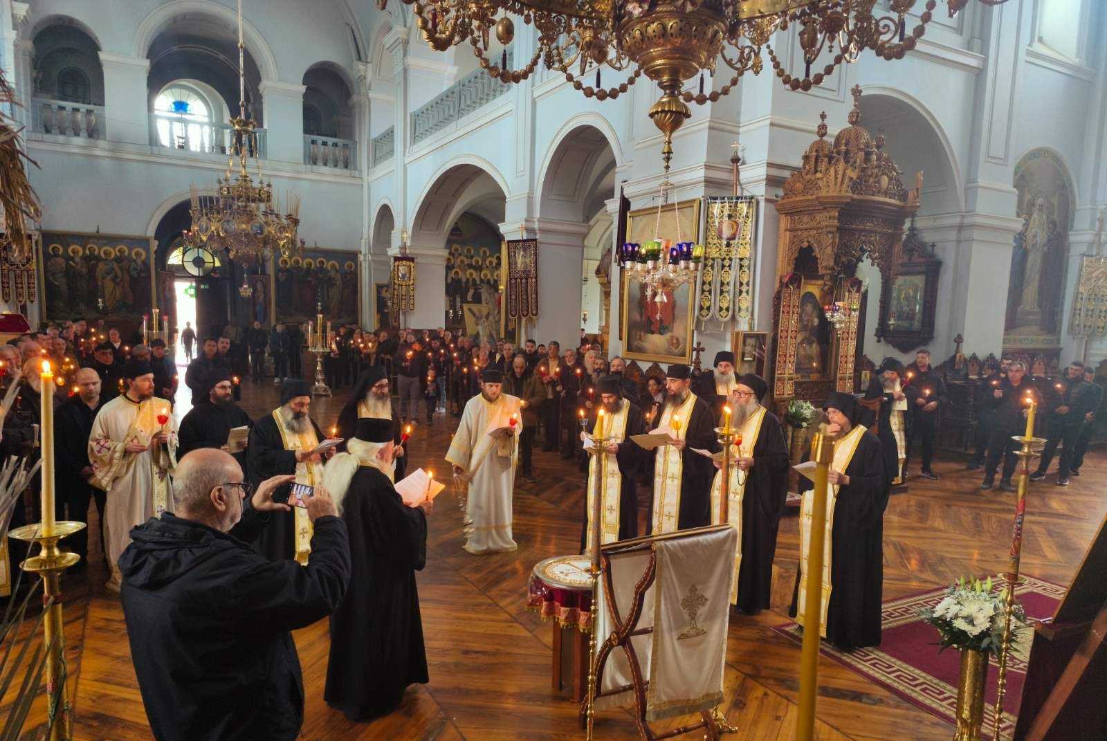 Papistoa ja pyhiinvaeltajia